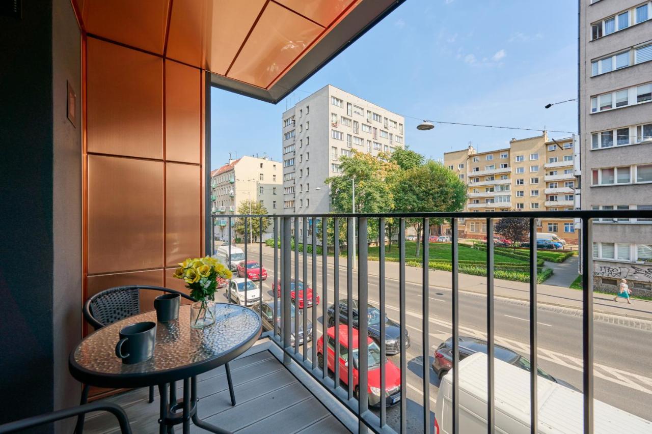 Nowoczesny Apartament Z Balkonem I Parkingiem W Centrum Wroclawia By Noclegi Renters Buitenkant foto